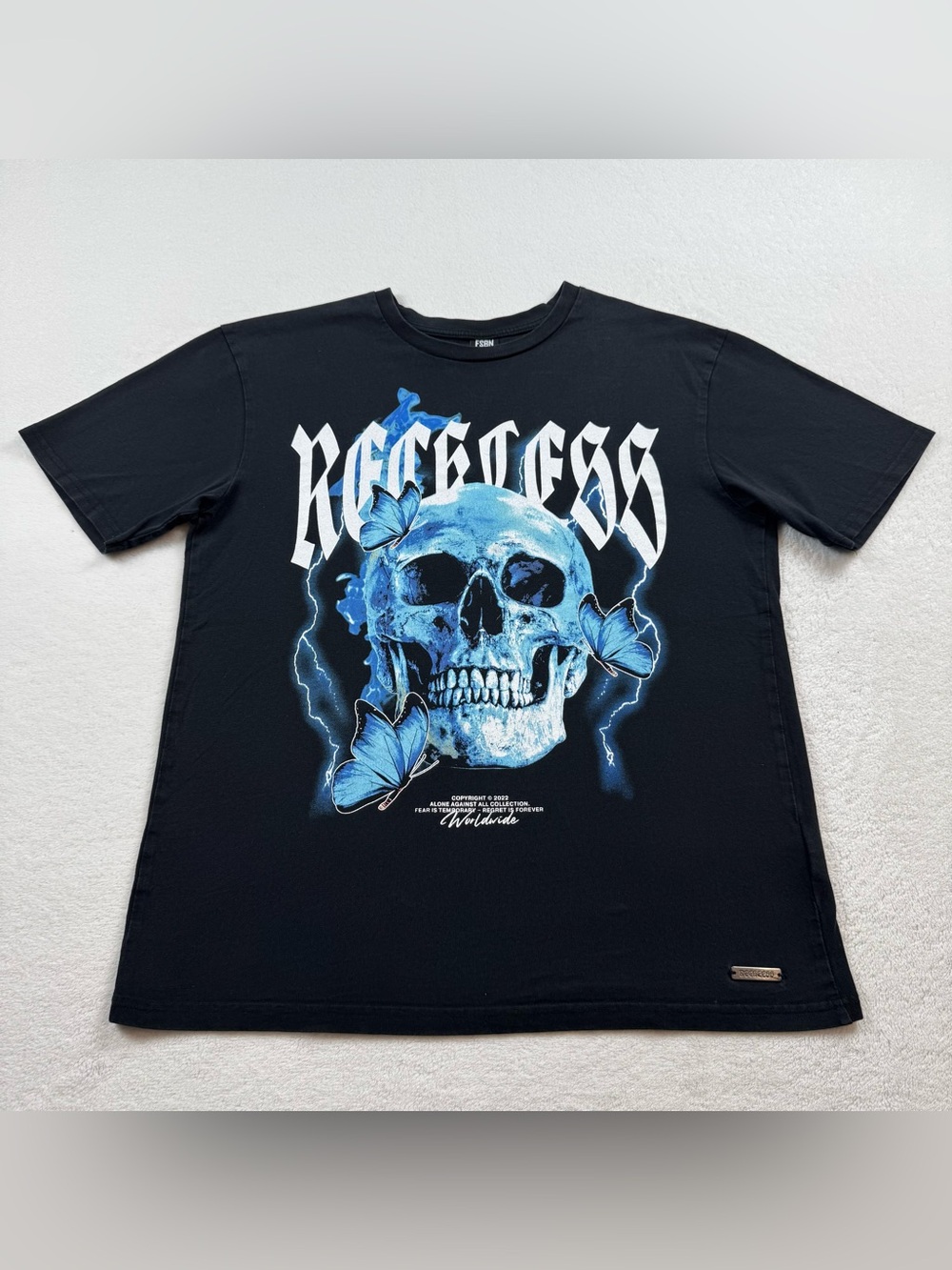 FSBN graphic t-shirt men’s size large black relaxed fit skull world wide logo